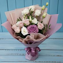 Букет цветов из:  Розы и Лизиантусы в Верхний Баскунчак