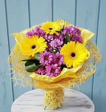 Букет цветов из:  Хризантемы и Герберы #REPLACE_PRED# Верхний Баскунчак