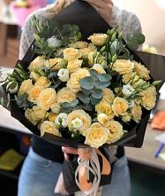 Букет цветов из:  Розы и Лизиантусы в Верхний Баскунчак