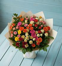Букет Микс из разноцветных кустовых роз в Верхний Баскунчак